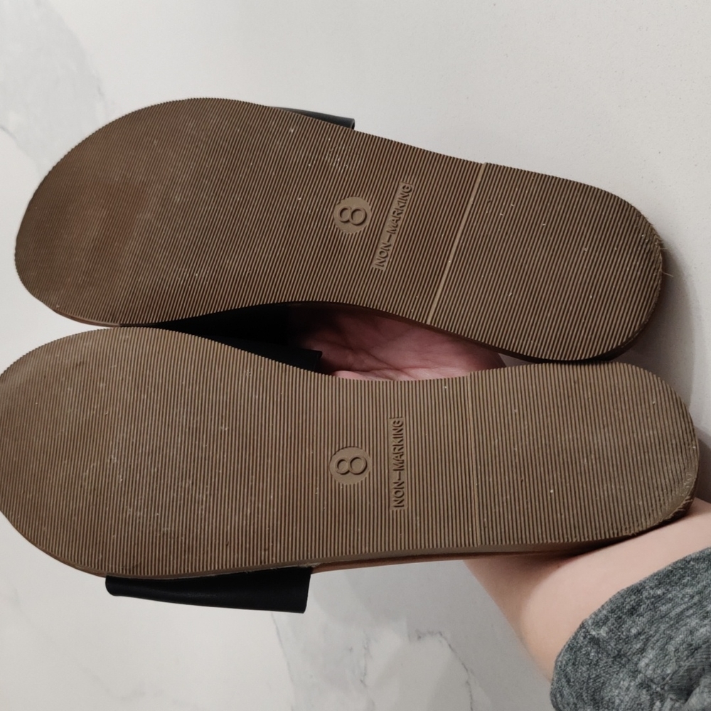 Flipflops - Picture 2 of 2